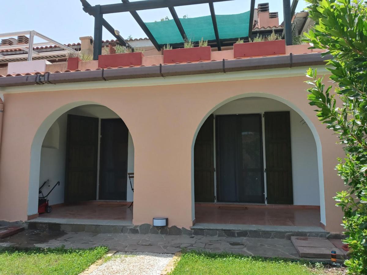 Villa Fisky House Domus De Maria Exterior foto